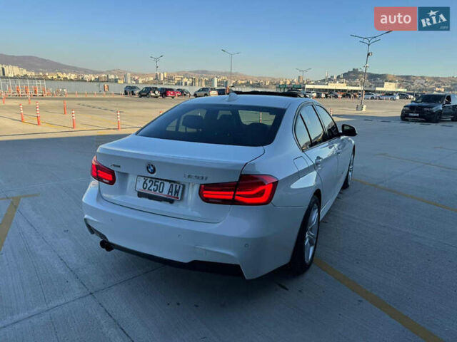 Белый БМВ 3 Серия, объемом двигателя 2 л и пробегом 161 тыс. км за 18000 $, фото 19 на Automoto.ua