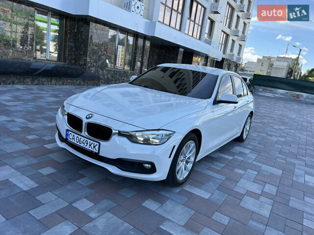 Белый БМВ 3 Серия, объемом двигателя 2 л и пробегом 138 тыс. км за 14999 $, фото 1 на Automoto.ua