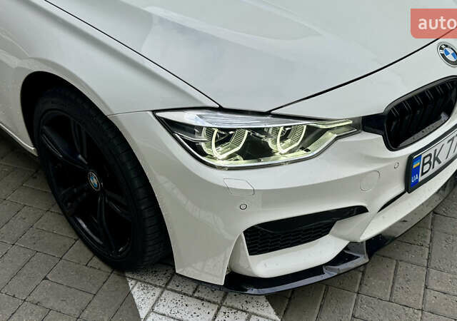 БМВ 3 Серия 2016 в Киеве на Automoto.ua Белый БМВ 3 Серия, объемом двигателя 2 л и пробегом 153 тыс. км за 18700 $, фото 15 на Automoto.ua