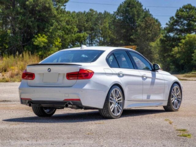 Белый БМВ 3 Серия, объемом двигателя 3 л и пробегом 78 тыс. км за 15800 $, фото 5 на Automoto.ua