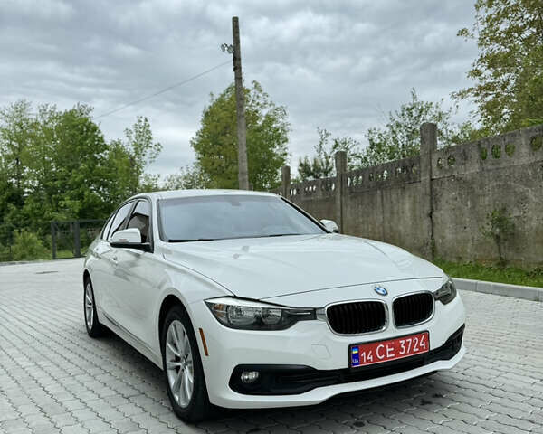 Білий БМВ 3 Серія, об'ємом двигуна 2 л та пробігом 125 тис. км за 14200 $, фото 6 на Automoto.ua