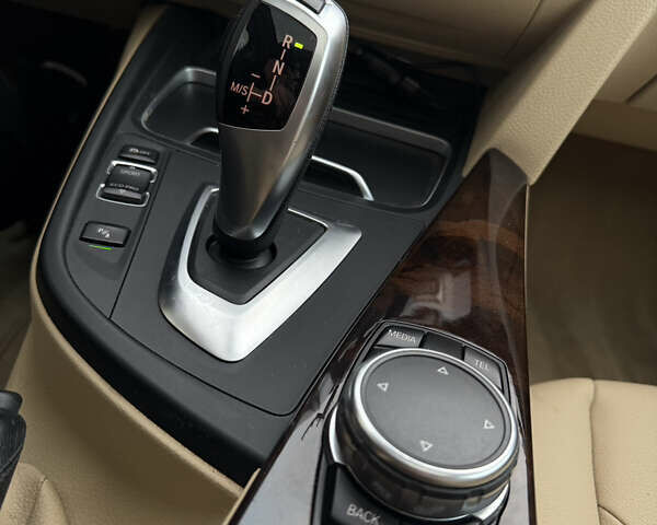 Белый БМВ 3 Серия, объемом двигателя 2 л и пробегом 190 тыс. км за 12900 $, фото 30 на Automoto.ua