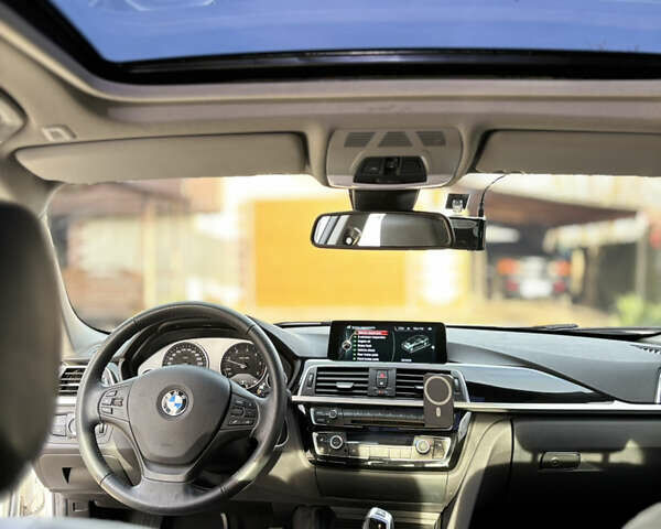 Белый БМВ 3 Серия, объемом двигателя 2 л и пробегом 122 тыс. км за 20500 $, фото 15 на Automoto.ua