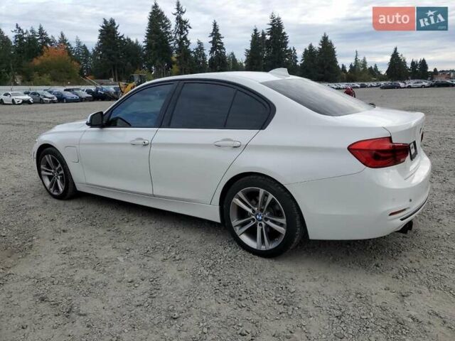 БМВ 3 Серия 2016 в Киеве на Automoto.ua Белый БМВ 3 Серия, объемом двигателя 2 л и пробегом 192 тыс. км за 3300 $, фото 1 на Automoto.ua