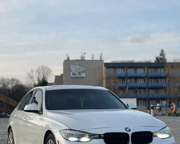 Белый БМВ 3 Серия, объемом двигателя 2 л и пробегом 178 тыс. км за 13800 $, фото 4 на Automoto.ua