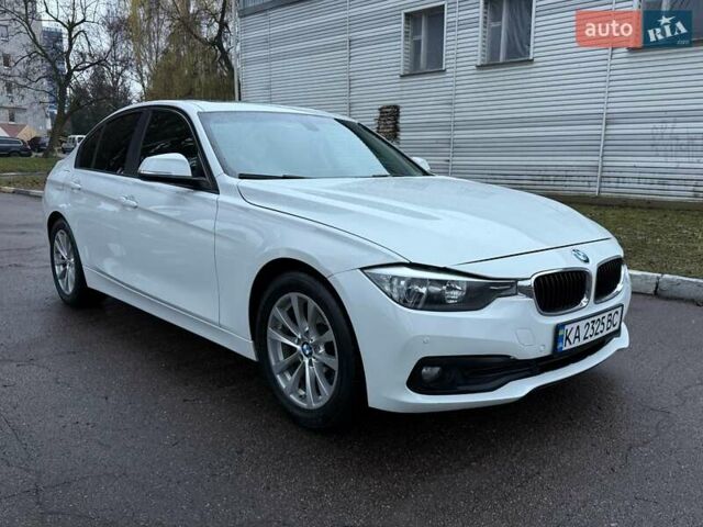 Белый БМВ 3 Серия, объемом двигателя 2 л и пробегом 159 тыс. км за 13500 $, фото 2 на Automoto.ua