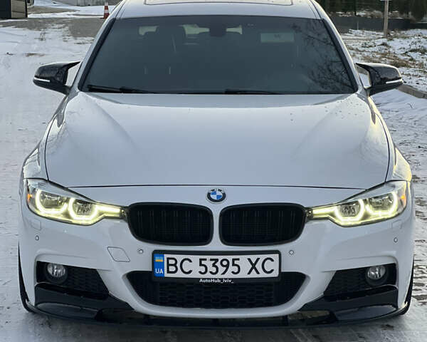Білий БМВ 3 Серія, об'ємом двигуна 2 л та пробігом 158 тис. км за 17999 $, фото 15 на Automoto.ua