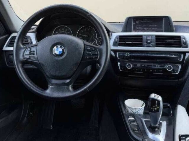 Білий БМВ 3 Серія, об'ємом двигуна 2 л та пробігом 119 тис. км за 4000 $, фото 6 на Automoto.ua