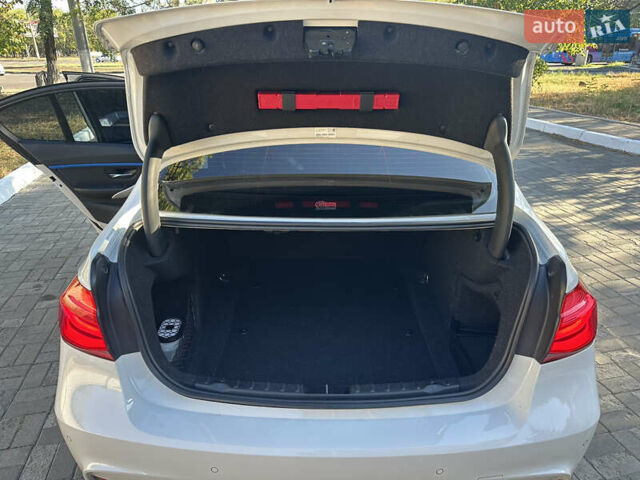 Белый БМВ 3 Серия, объемом двигателя 2 л и пробегом 180 тыс. км за 21500 $, фото 60 на Automoto.ua