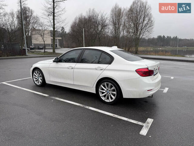 Белый БМВ 3 Серия, объемом двигателя 2 л и пробегом 129 тыс. км за 16300 $, фото 4 на Automoto.ua