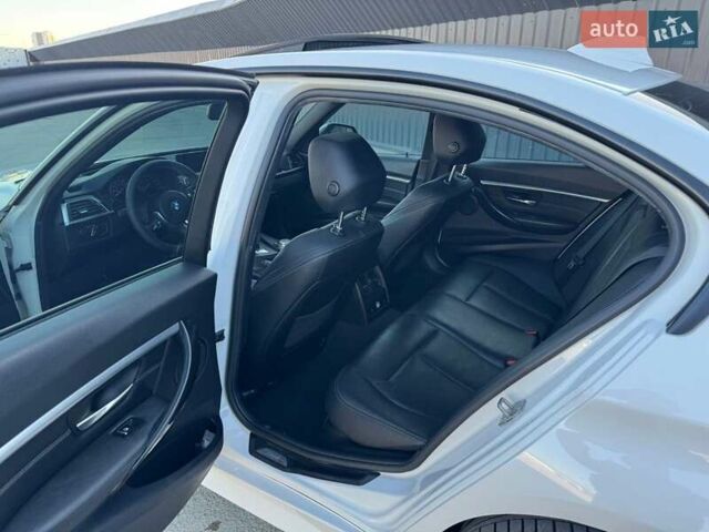Белый БМВ 3 Серия, объемом двигателя 2 л и пробегом 161 тыс. км за 18000 $, фото 7 на Automoto.ua