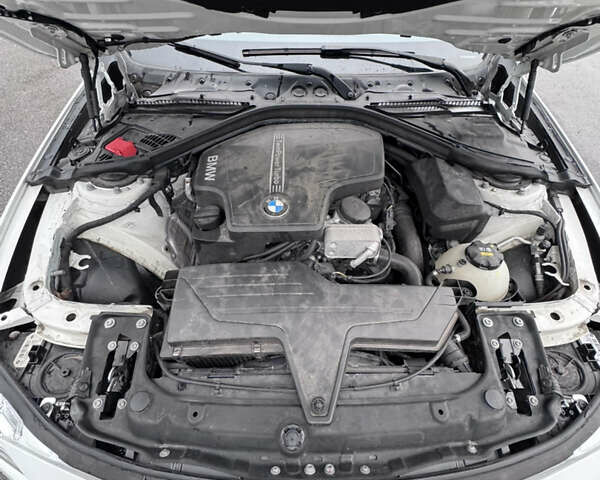 Белый БМВ 3 Серия, объемом двигателя 2 л и пробегом 129 тыс. км за 16300 $, фото 50 на Automoto.ua