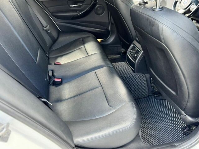 Білий БМВ 3 Серія, об'ємом двигуна 2 л та пробігом 110 тис. км за 15800 $, фото 7 на Automoto.ua