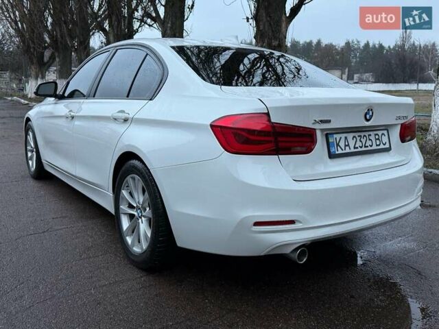 Белый БМВ 3 Серия, объемом двигателя 2 л и пробегом 159 тыс. км за 13500 $, фото 8 на Automoto.ua