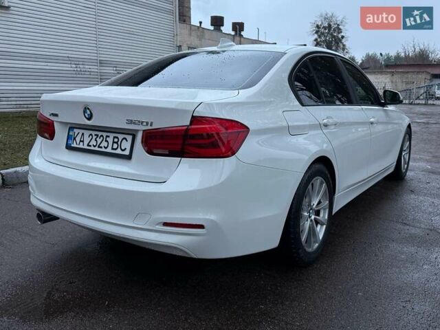 Белый БМВ 3 Серия, объемом двигателя 2 л и пробегом 159 тыс. км за 13500 $, фото 10 на Automoto.ua
