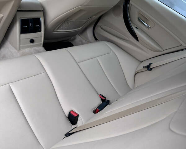 Белый БМВ 3 Серия, объемом двигателя 2 л и пробегом 129 тыс. км за 16300 $, фото 46 на Automoto.ua