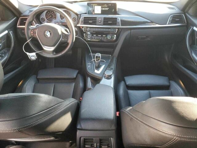 Белый БМВ 3 Серия, объемом двигателя 0 л и пробегом 60 тыс. км за 2400 $, фото 6 на Automoto.ua