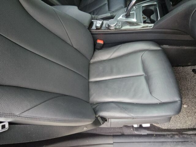 Білий БМВ 3 Серія, об'ємом двигуна 2 л та пробігом 72 тис. км за 12900 $, фото 18 на Automoto.ua