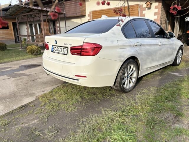 Белый БМВ 3 Серия, объемом двигателя 2 л и пробегом 122 тыс. км за 20500 $, фото 6 на Automoto.ua