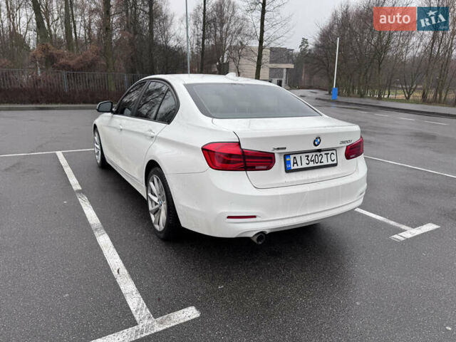 Белый БМВ 3 Серия, объемом двигателя 2 л и пробегом 129 тыс. км за 16300 $, фото 6 на Automoto.ua