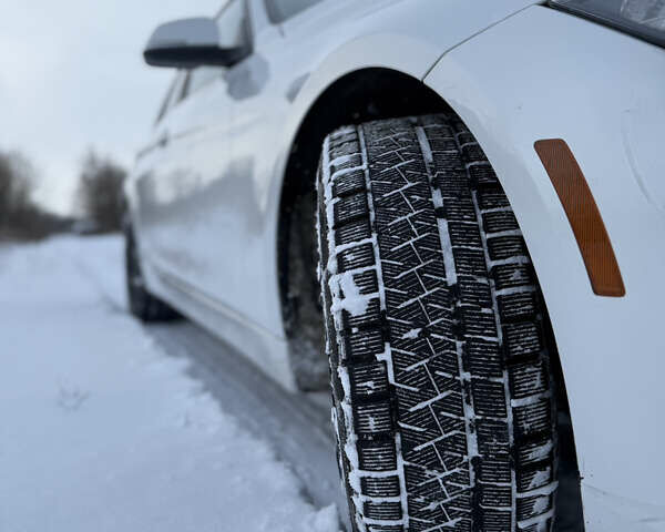 Белый БМВ 3 Серия, объемом двигателя 2 л и пробегом 190 тыс. км за 12900 $, фото 5 на Automoto.ua