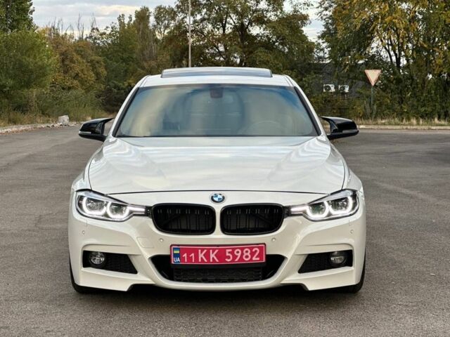 Белый БМВ 3 Серия, объемом двигателя 2 л и пробегом 187 тыс. км за 18499 $, фото 1 на Automoto.ua