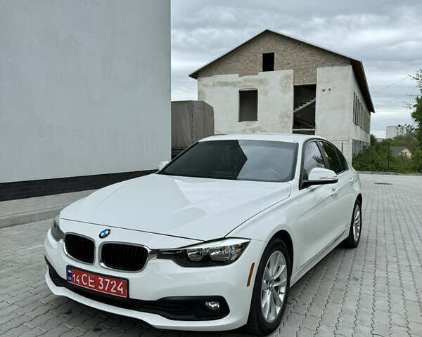 Білий БМВ 3 Серія, об'ємом двигуна 2 л та пробігом 125 тис. км за 14200 $, фото 1 на Automoto.ua