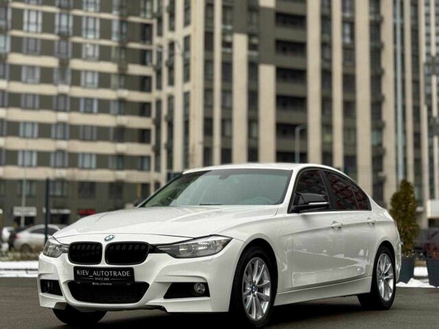 Білий БМВ 3 Серія, об'ємом двигуна 2 л та пробігом 170 тис. км за 13300 $, фото 7 на Automoto.ua