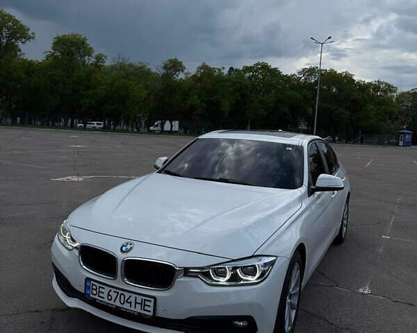 Белый БМВ 3 Серия, объемом двигателя 2 л и пробегом 163 тыс. км за 19500 $, фото 2 на Automoto.ua