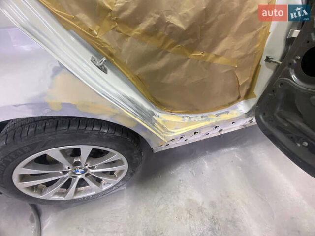 Белый БМВ 3 Серия, объемом двигателя 2 л и пробегом 190 тыс. км за 12900 $, фото 46 на Automoto.ua