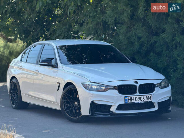 Белый БМВ 3 Серия, объемом двигателя 2 л и пробегом 195 тыс. км за 14900 $, фото 6 на Automoto.ua