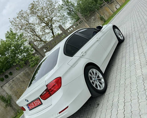 Білий БМВ 3 Серія, об'ємом двигуна 2 л та пробігом 125 тис. км за 14200 $, фото 5 на Automoto.ua