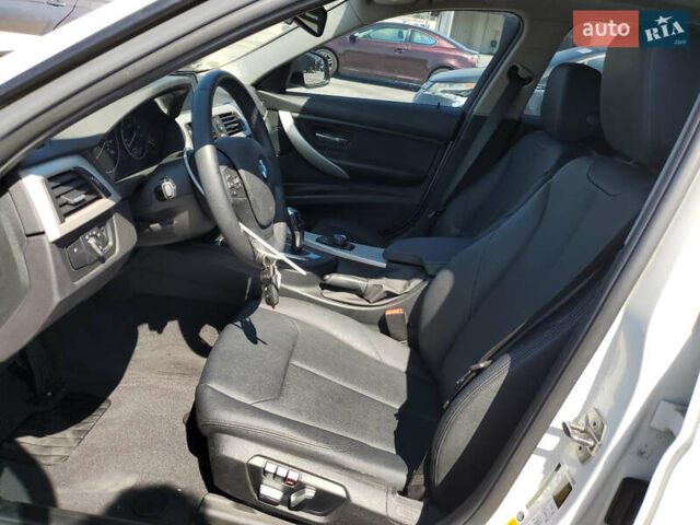 Білий БМВ 3 Серія, об'ємом двигуна 2 л та пробігом 96 тис. км за 9200 $, фото 10 на Automoto.ua