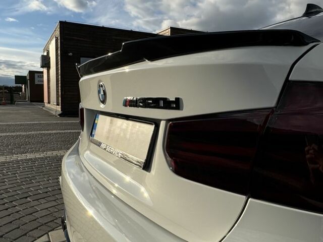 Белый БМВ 3 Серия, объемом двигателя 2 л и пробегом 117 тыс. км за 22499 $, фото 7 на Automoto.ua