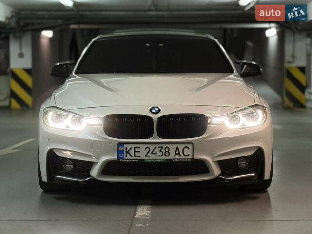 Белый БМВ 3 Серия, объемом двигателя 2 л и пробегом 156 тыс. км за 16500 $, фото 1 на Automoto.ua