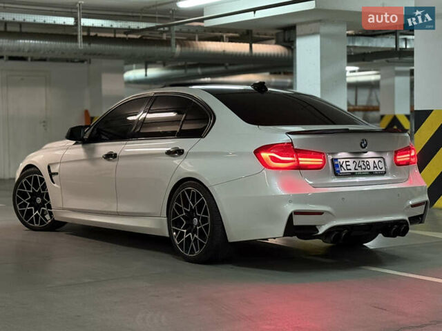 Белый БМВ 3 Серия, объемом двигателя 2 л и пробегом 156 тыс. км за 16500 $, фото 4 на Automoto.ua