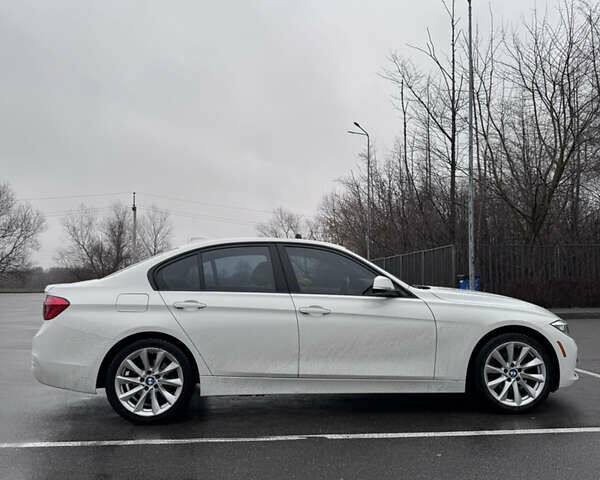 Белый БМВ 3 Серия, объемом двигателя 2 л и пробегом 129 тыс. км за 16300 $, фото 13 на Automoto.ua