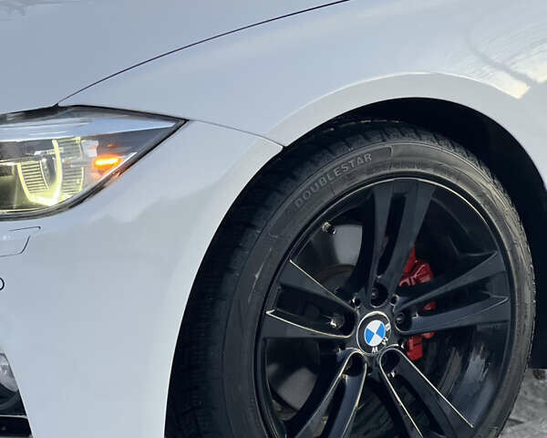 Білий БМВ 3 Серія, об'ємом двигуна 2 л та пробігом 158 тис. км за 17999 $, фото 12 на Automoto.ua