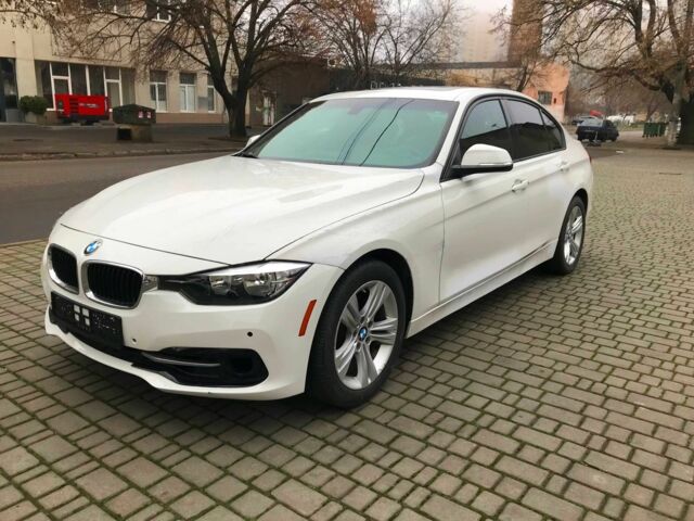 Белый БМВ 3 Серия, объемом двигателя 2 л и пробегом 220 тыс. км за 10200 $, фото 1 на Automoto.ua