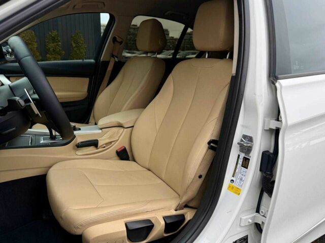 Білий БМВ 3 Серія, об'ємом двигуна 2 л та пробігом 170 тис. км за 13300 $, фото 12 на Automoto.ua