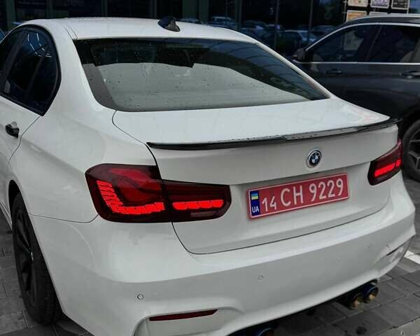 Белый БМВ 3 Серия, объемом двигателя 2 л и пробегом 135 тыс. км за 15500 $, фото 2 на Automoto.ua