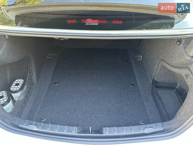 Белый БМВ 3 Серия, объемом двигателя 2 л и пробегом 180 тыс. км за 21500 $, фото 61 на Automoto.ua