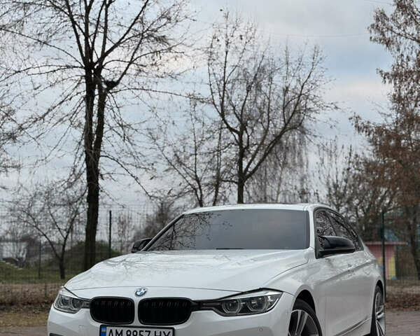 Білий БМВ 3 Серія, об'ємом двигуна 2 л та пробігом 149 тис. км за 16300 $, фото 2 на Automoto.ua