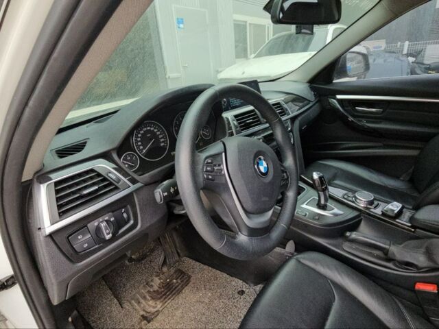 Білий БМВ 3 Серія, об'ємом двигуна 2 л та пробігом 72 тис. км за 12900 $, фото 38 на Automoto.ua