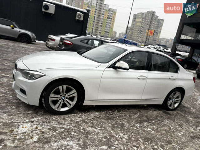 Білий БМВ 3 Серія, об'ємом двигуна 2 л та пробігом 178 тис. км за 15000 $, фото 6 на Automoto.ua