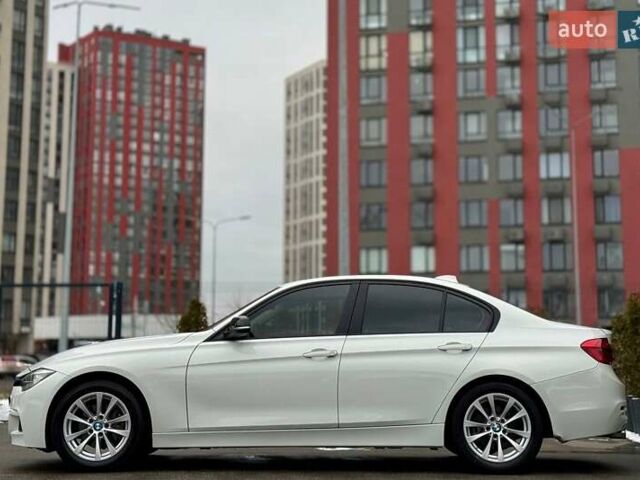 Белый БМВ 3 Серия, объемом двигателя 2 л и пробегом 171 тыс. км за 13300 $, фото 7 на Automoto.ua