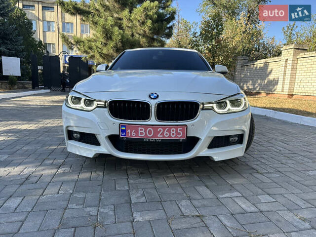 Белый БМВ 3 Серия, объемом двигателя 2 л и пробегом 180 тыс. км за 21500 $, фото 1 на Automoto.ua