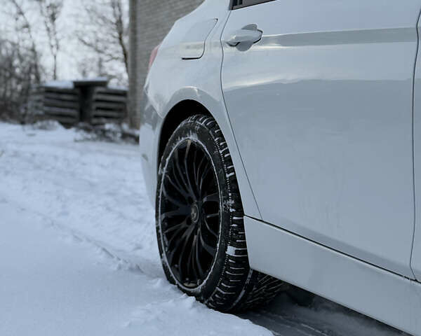 Белый БМВ 3 Серия, объемом двигателя 2 л и пробегом 190 тыс. км за 12900 $, фото 6 на Automoto.ua