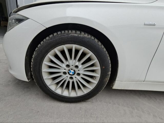 Білий БМВ 3 Серія, об'ємом двигуна 2 л та пробігом 72 тис. км за 12900 $, фото 42 на Automoto.ua