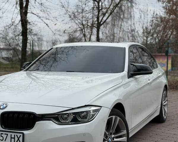 Білий БМВ 3 Серія, об'ємом двигуна 2 л та пробігом 149 тис. км за 16300 $, фото 9 на Automoto.ua